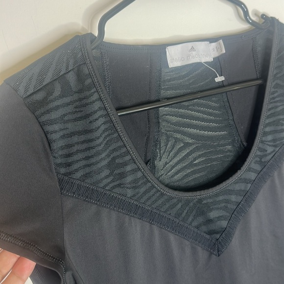 ADIDAS by Stella McCartney - Black Tiger Stripe Mesh Jersey Size M EUC - Picture 2 of 4